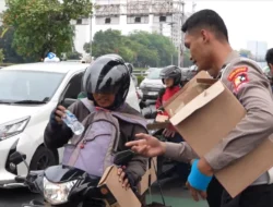 Lewat Jumat Berkah, Korlantas Polri Dukung Makan Bergizi Gratis