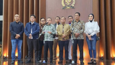 Presiden Prabowo usulkan abolisi Tom Lembong dan amnesti Hasto Kristiyanto yang telah disetujui DPR untuk wujudkan persatuan nasional.