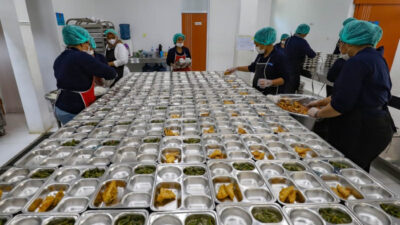 Komisi X DPR Soroti 44% Anggaran Pendidikan Dialihkan untuk Program Makan Bergizi Gratis