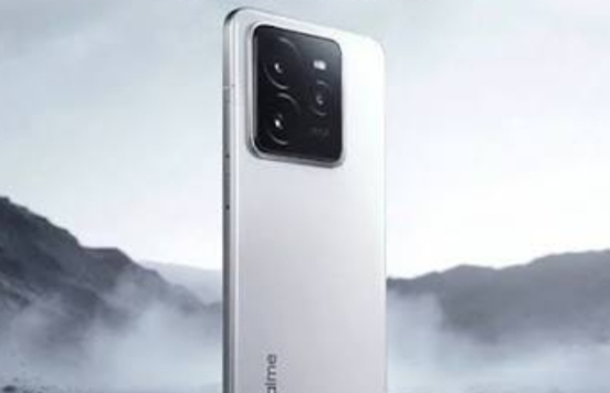 Epik! Realme GT 8 Pro Kolaborasi Ricoh untuk Kamera Natural