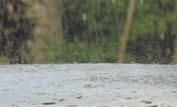 Darurat! Mikroplastik di Air Hujan, DPR Desak Regulasi Limbah