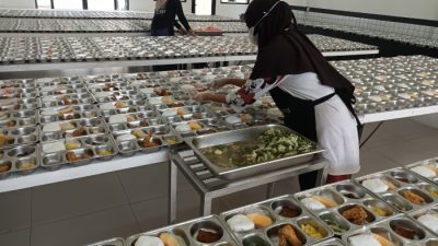 Makan Bergizi Gratis Tetap Berlanjut Saat Libur Sekolah: Badan Gizi Nasional Siapkan Skema Delivery