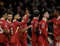 Kalahkan Chelsea 2-1, Liverpool Kembali ke Puncak Klasemen Premier League