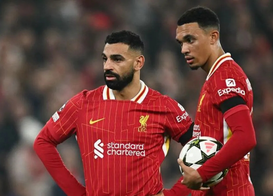 Pemain Liverpool Mohamed Salah dan Trent Alexander-Arnold. Foto : Istimewa