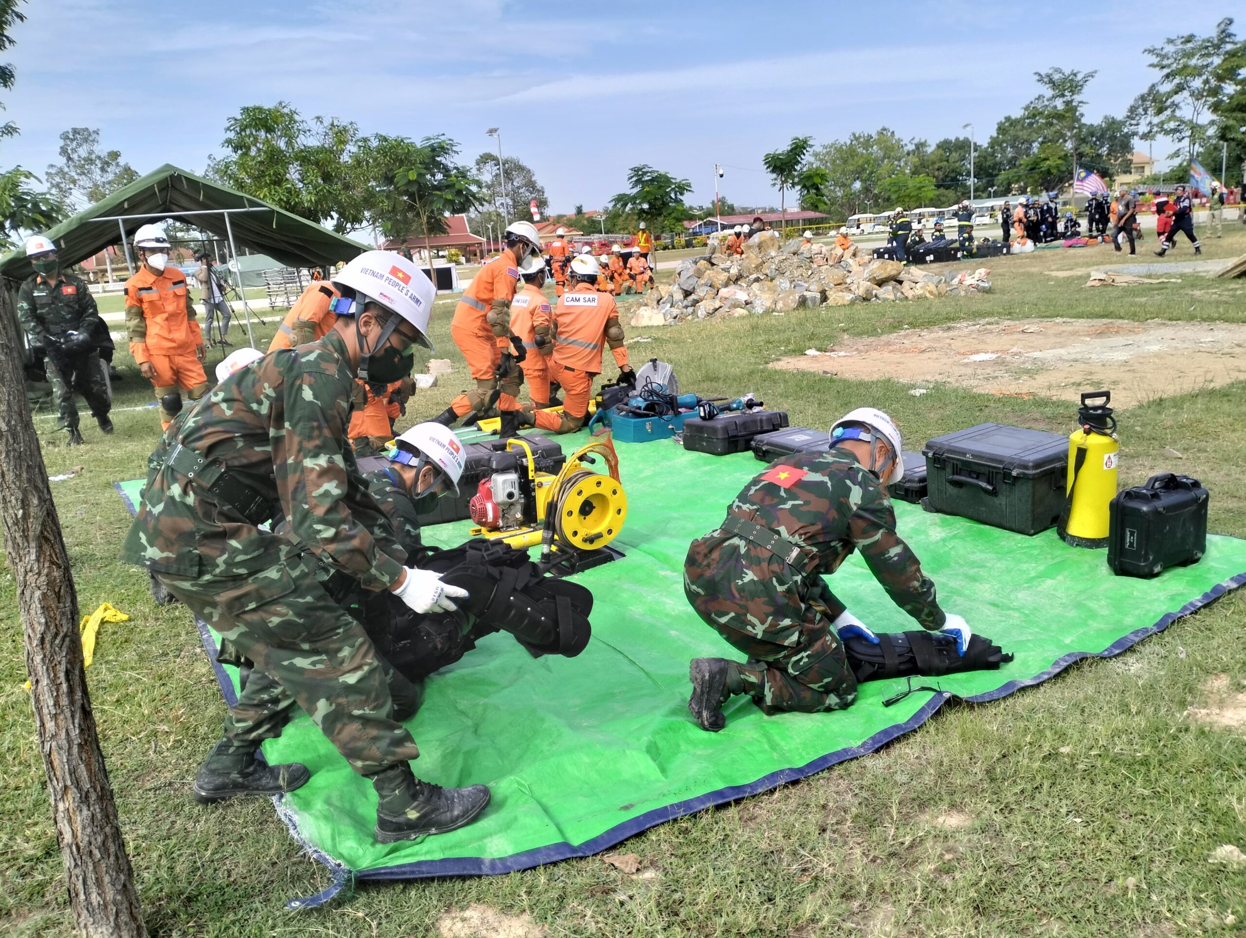Delegasi Indonesia aktif berpartisipasi dalam ARDEX 2025 di Kamboja, memperkuat kerja sama tanggap darurat ASEAN.